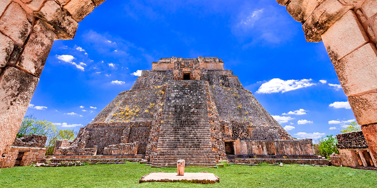 Deslúmbrate con la imponente arqueología maya de Yucatán_03