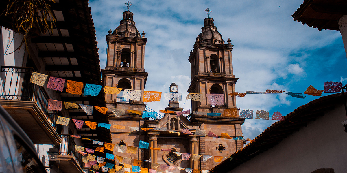 Descarga la guía de las mejores aventuras y experiencias en Valle de Bravo